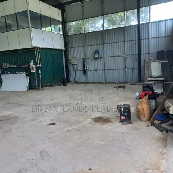 COMMERCIAL PROPERTY FOR SALE IN PANNIPITIYA (SP90)