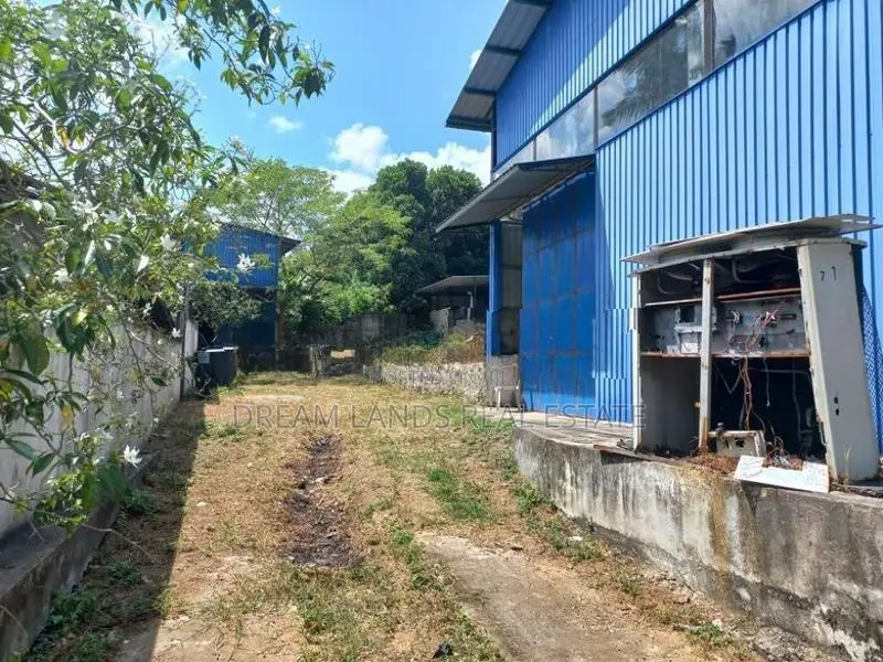 COMMERCIAL PROPERTY FOR SALE IN PANNIPITIYA (SP90)