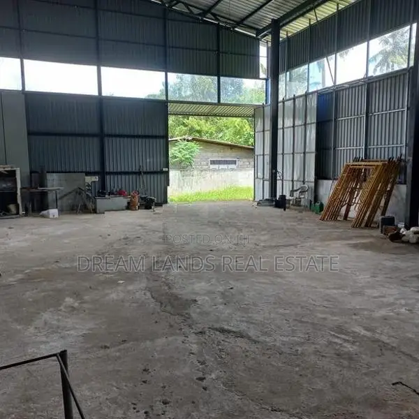 COMMERCIAL PROPERTY FOR SALE IN PANNIPITIYA (SP90)
