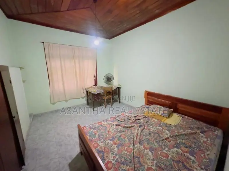 (af334) 20 Perches Land with One Storey House for Sale in Pannipitiya