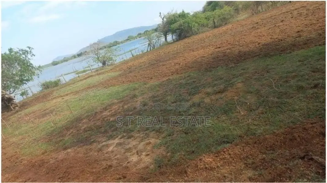 2 Acres Lake Facing Bare Land For Sale In Yala