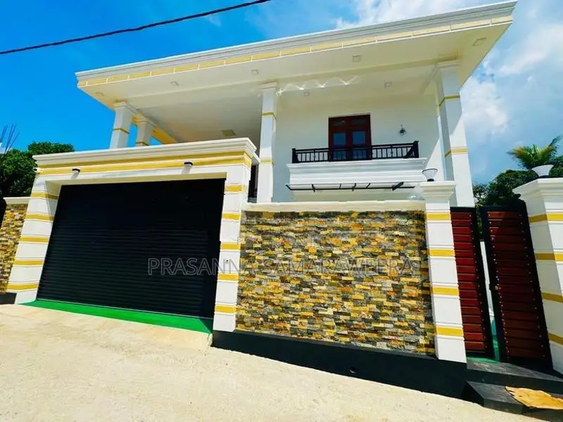 Brand New Solid Modern Super Luxury Boralesgamuwa