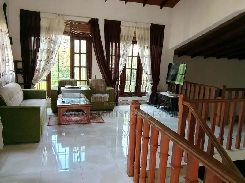 Two Story House for Sale in Piliyandala