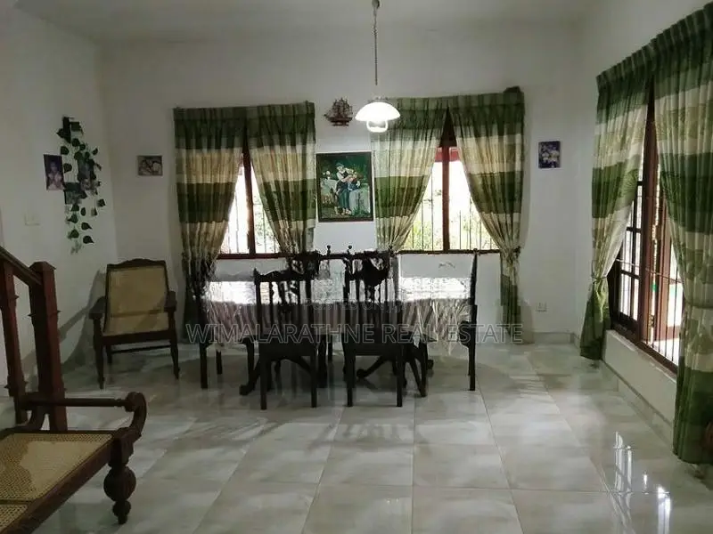 Two Story House for Sale in Piliyandala