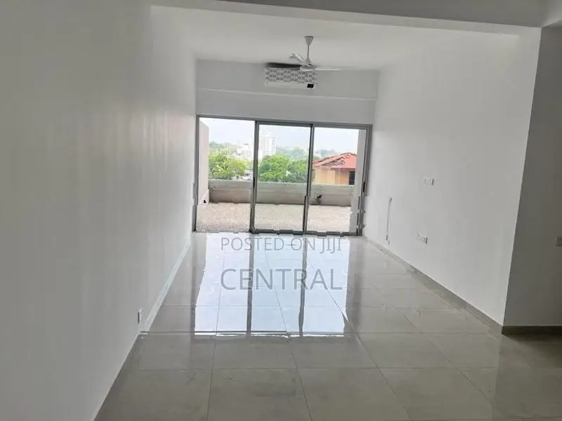 Luxury 2 Bedroom apartment for sale in Iconic Galaxy (C7-7795)