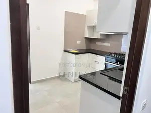 Luxury 2 Bedroom apartment for sale in Iconic Galaxy (C7-7795)