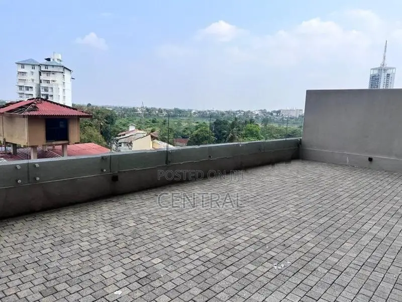 Luxury 2 Bedroom apartment for sale in Iconic Galaxy (C7-7795)