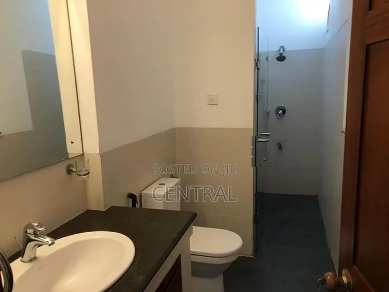4 Storey Apartment Complex for Sale in Colombo 07 (C7-8420)