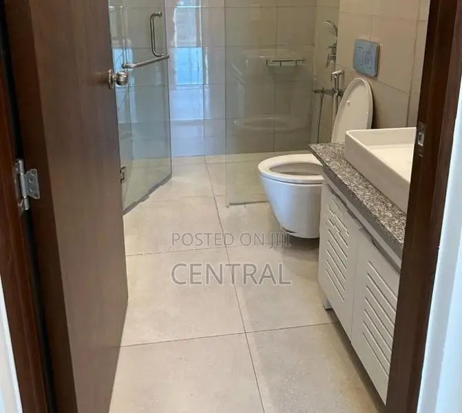 3 Bedroom Luxury Apartment for Sale in Iconic Galaxy (C7-9028)