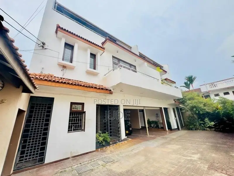 3-Storey House for Sale Colombo 06/05