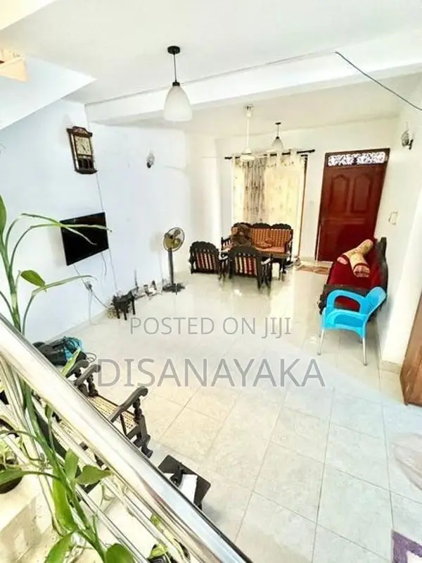Two Storey House for Sale Rajagiriya DS 10574