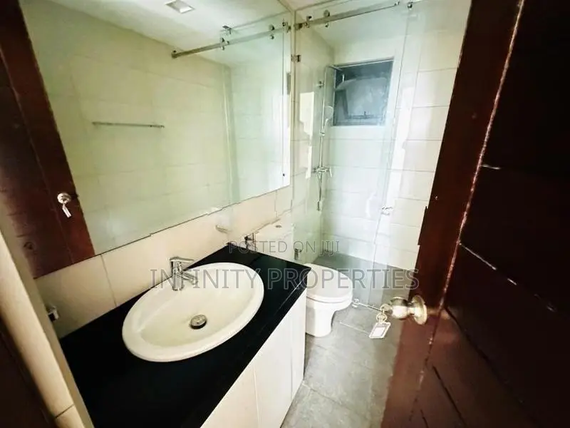 Luxury Penthouse 02 Bed Bath Apertment Sale At Colombo 05