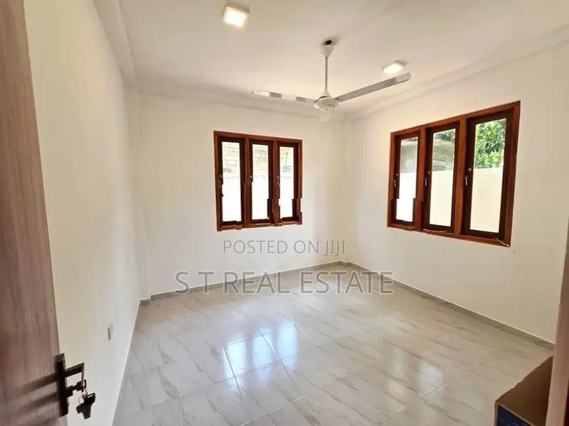 Paddy Field Facing Luxury Two Storey House for Sale in Homagama