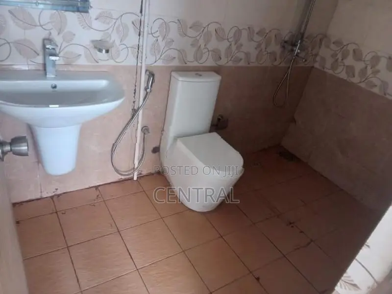 Luxury Furnished Apartment for Sale in Colombo 12 (C7-9261)