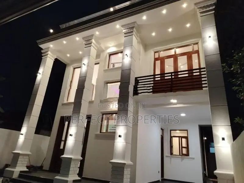 Brand New Box Type House for Sale / Kandana 899m to Main Road