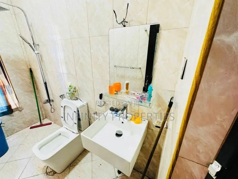 03 Story Luxury House with 11.05 P Sale at Mount Lavinea