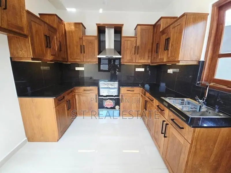 Architecture Designed Luxury 2 Storey House for Sale in Piliyandala To