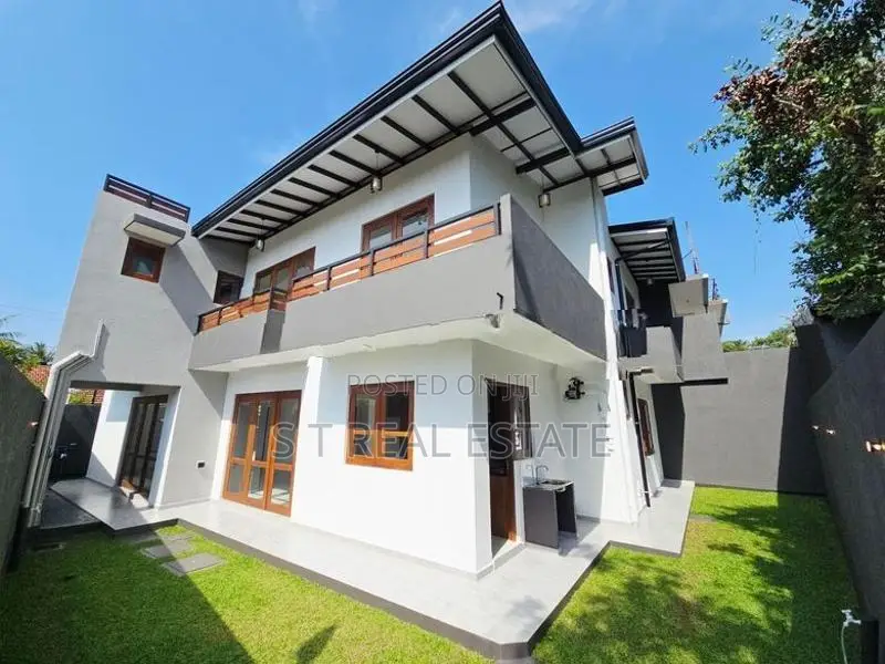 Architecture Designed Luxury 2 Storey House for Sale in Piliyandala To