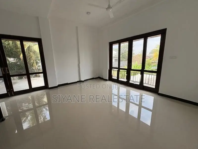 Luxury House For Sale Mount Lavinia