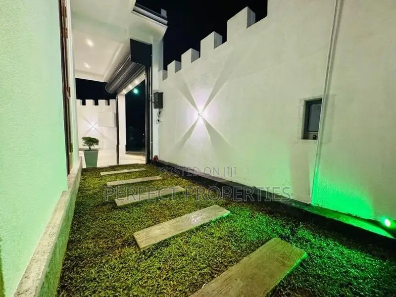 Brand New House for Sale–Wattala Mabola
