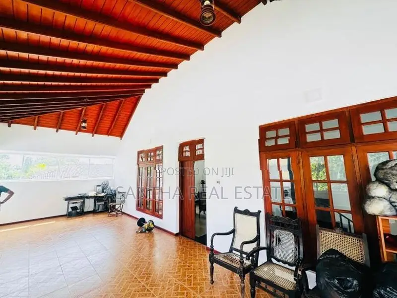 03 Storey Luxury House with 11.05 P Sale Mount Lavinia