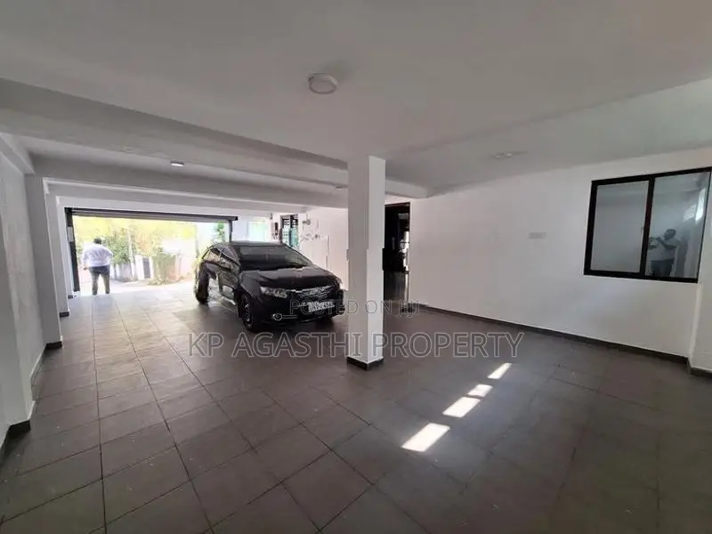 Luxury House for Sale in Dehiwala
