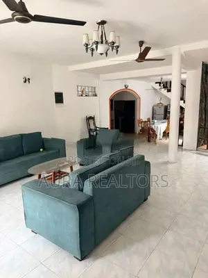 House with Land for Sale in Koswwate (p-68)