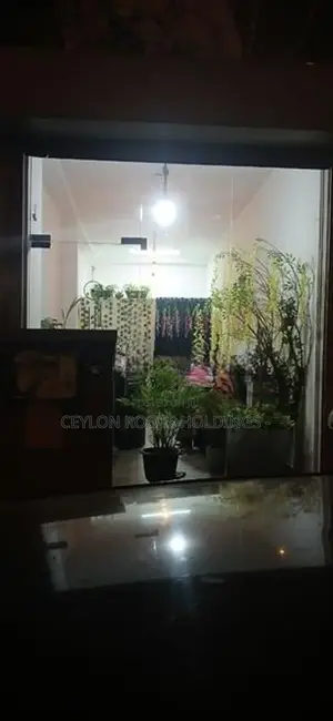 3 Sorry Building for Sale in Punchi Borella, Facing Borella Maradana R