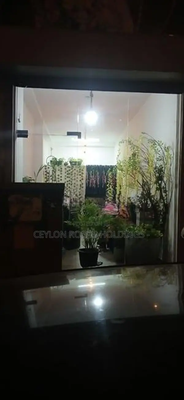3 Sorry Building for Sale in Punchi Borella, Facing Borella Maradana R