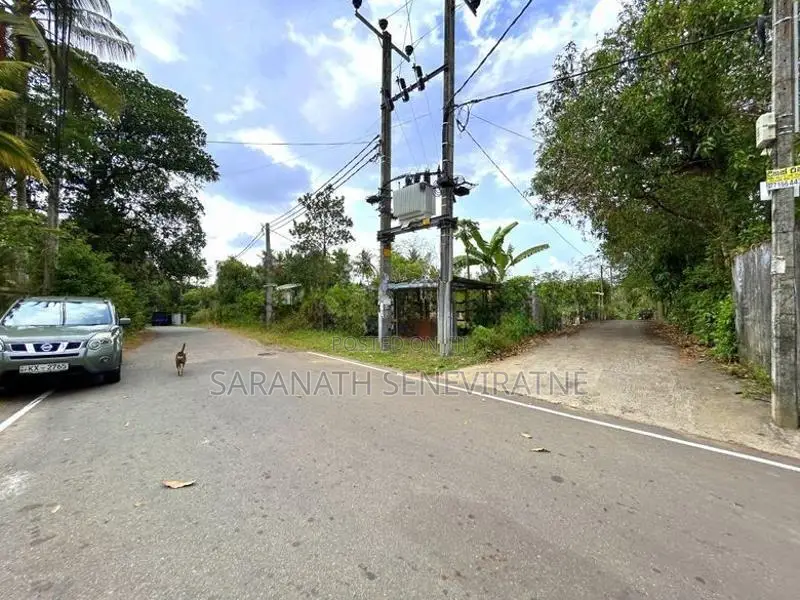 Land in Palagama Polgasowita Kesbewa - for sale