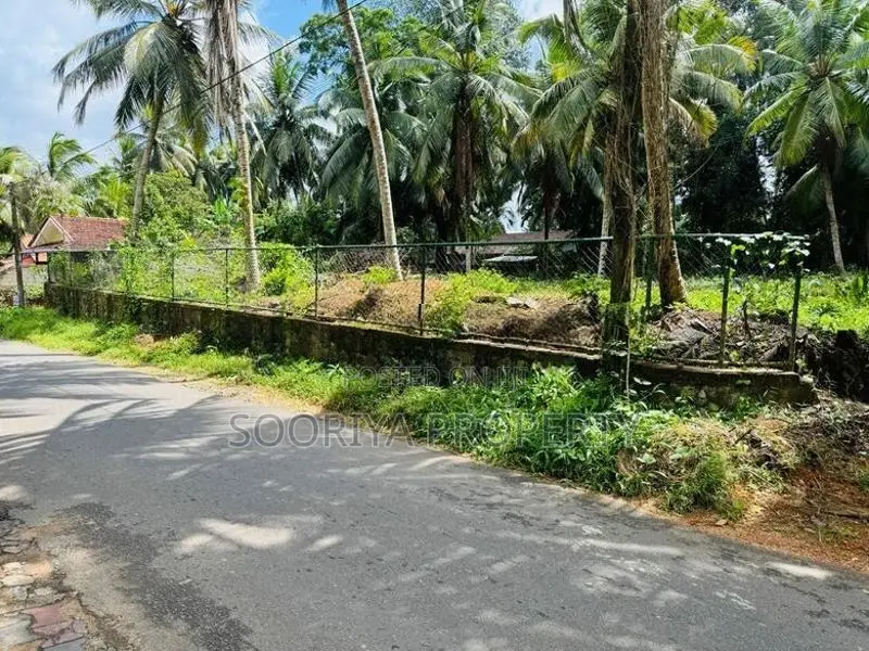 BANDARAGAMA TOWN 40 PERCHES LAND FOR SALE