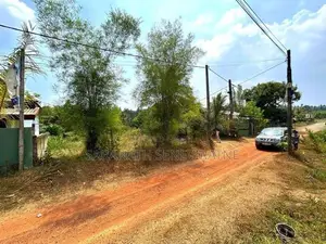 Land in Kiriwaththuduwa Homagama FOR GOOD PRICE හෝමාගම කිරිවත්තුඩුවේ