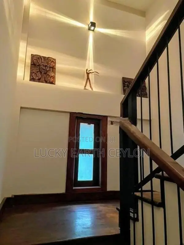 Battaramulla, 2 Story, Fully Furnished,Air Con, House For Rent (MG1319