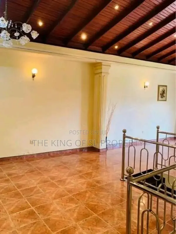 House for sale in Wattala