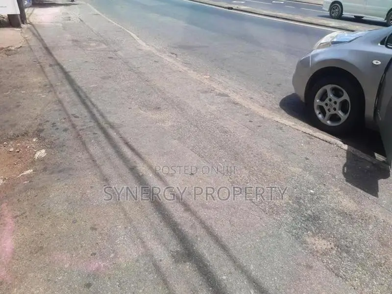 Main Road facing commercial land for sale Rajagiriya
