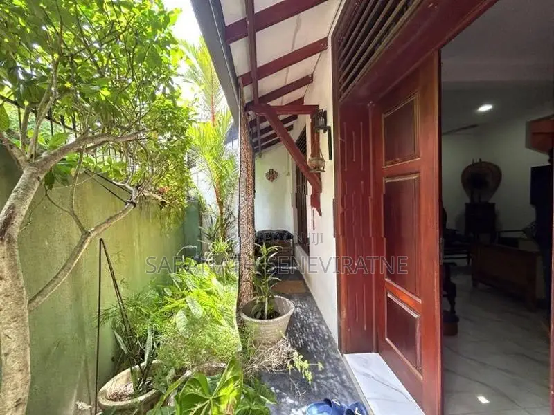 Solid Architectural House in Piliyandala for Sale