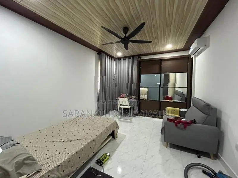 Luxury House For Sale in Katunayake - Built 28.5 perch Land Extent