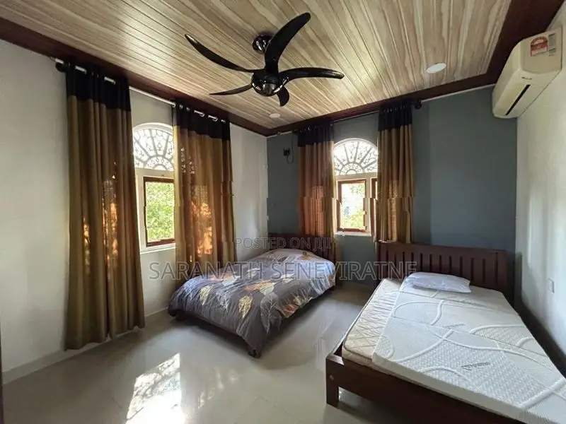 Luxury House For Sale in Katunayake - Built 28.5 perch Land Extent