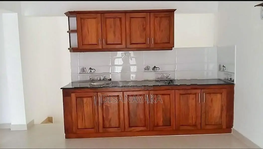 Two Storey House for Sale in Nugegoda Ds20046