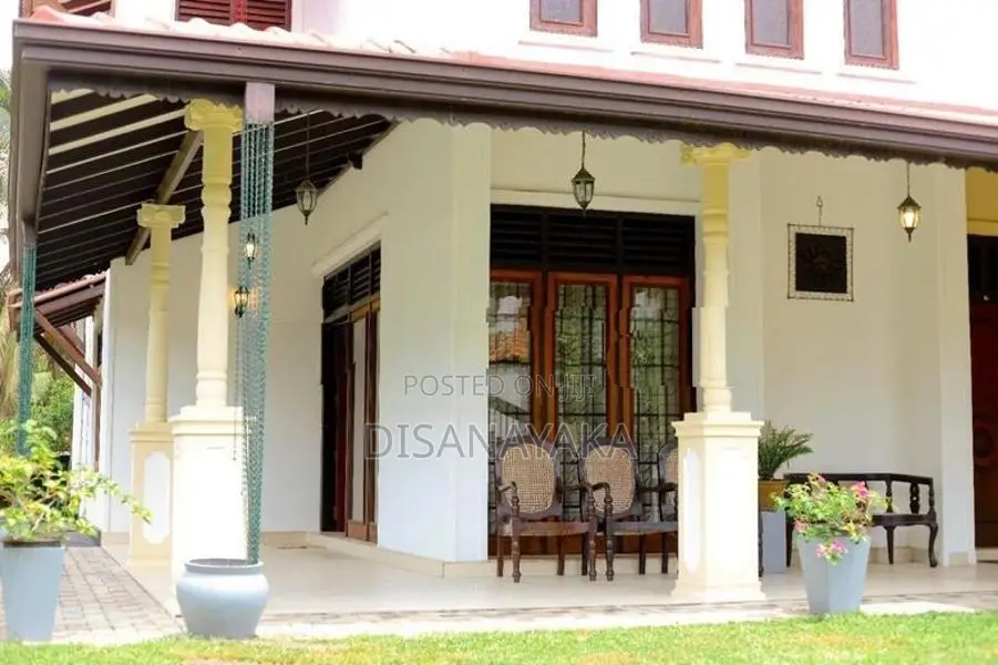 Two Storey Luxury House for Sale in Bomiriya Ds2055