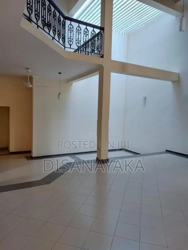 Luxury Two Storey House for Sale in Malabe Ds56000