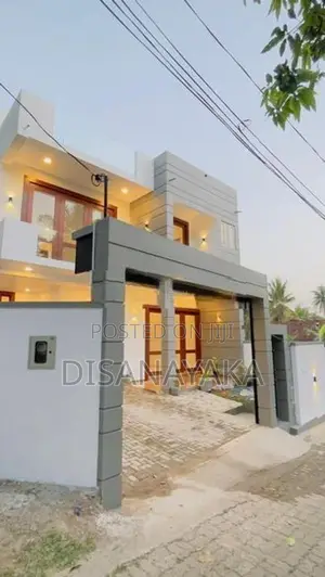 Athurugiriya Super Luxury House for Sale Ds3068