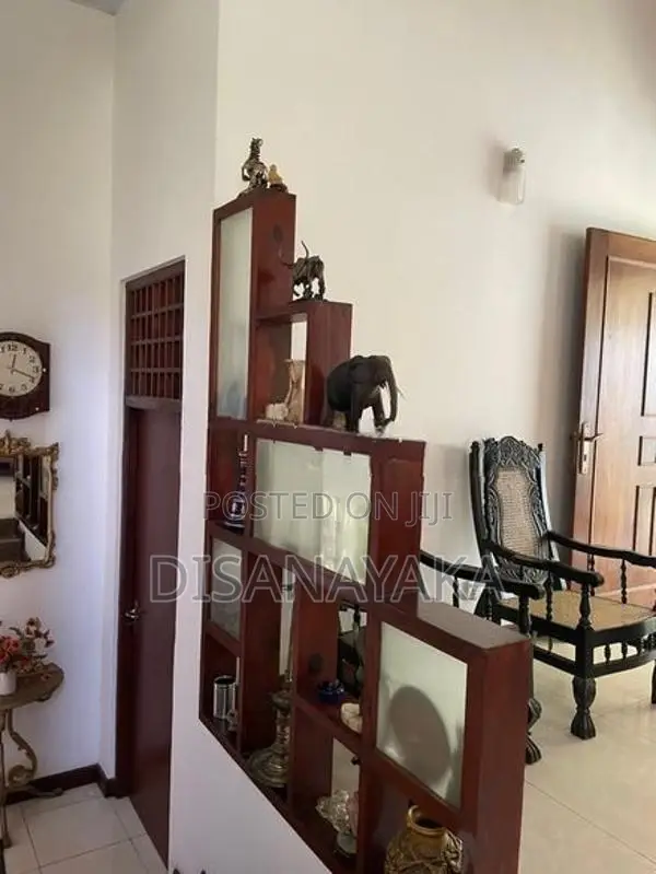 Two Storey House for Sale in Battaramulla Ds1111