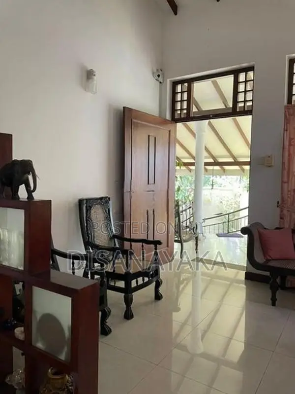 Two Storey House for Sale in Battaramulla Ds1111