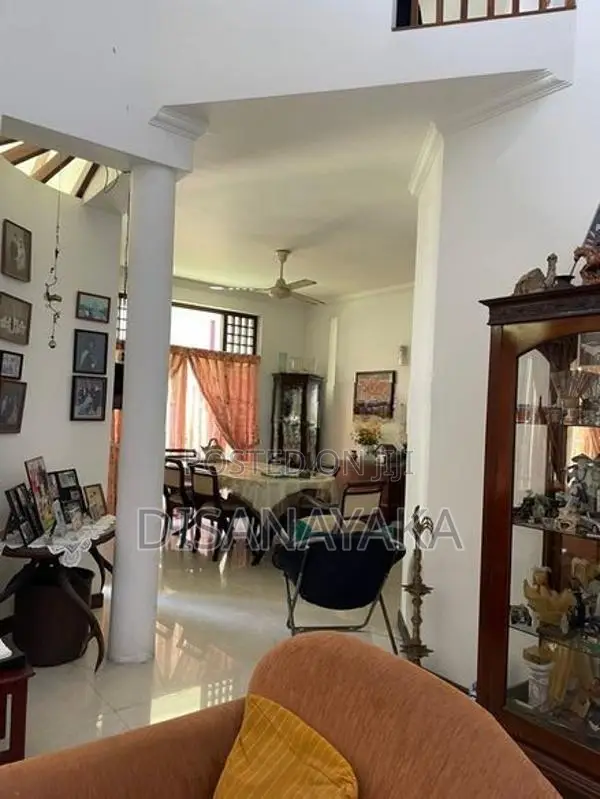 Two Storey House for Sale in Battaramulla Ds1111
