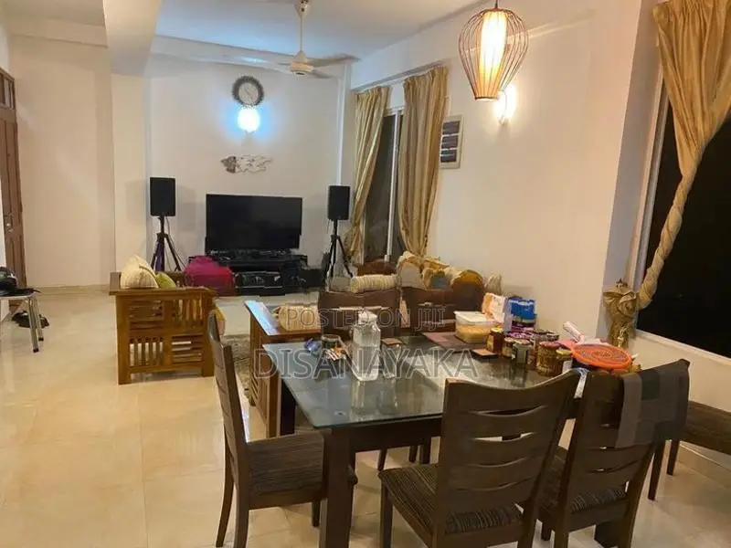 5 story luxury apartment building for sale Ds25446