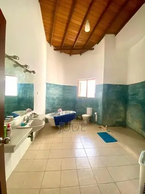 Luxury 4BR House for Sale 27.3P Battaramulla Gated Community