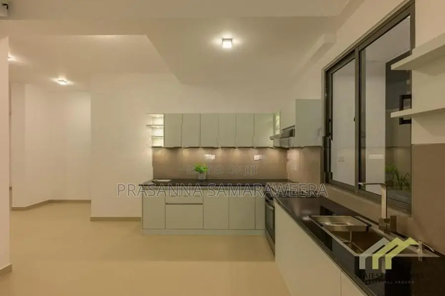 අලුතින් ඉදි වු නිවසක් විකිණීමට piliyandalan near