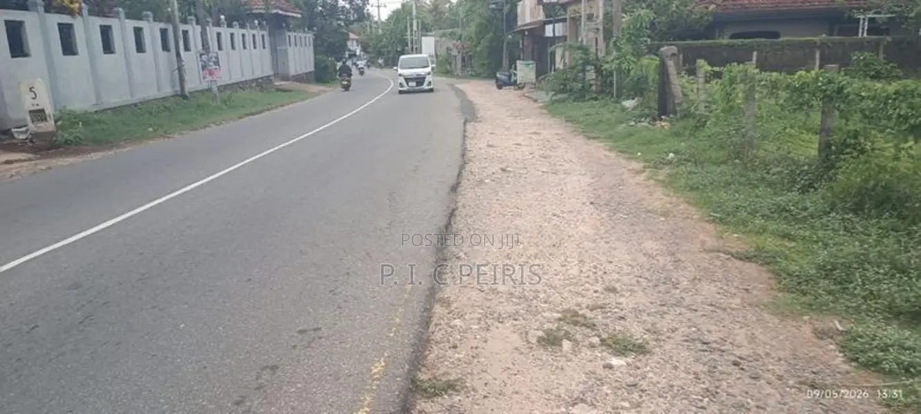 92 perches Land for sale in Thibirigaskatuwa, Negombo.Gampaha