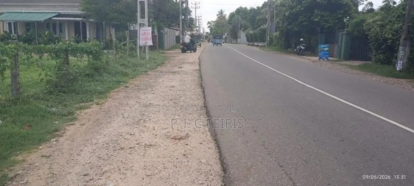 92 perches Land for sale in Thibirigaskatuwa, Negombo.Gampaha